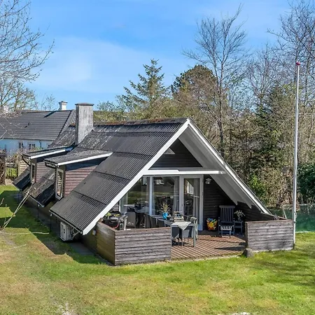 Feriehus Diertje - From The Sea By Interhome *
